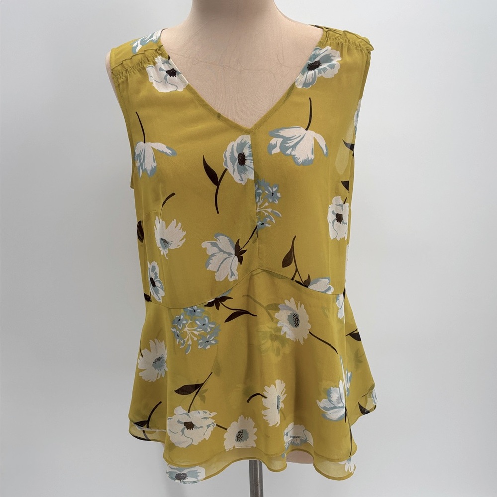 Cabi Ladies Sleeveless Top Size Small